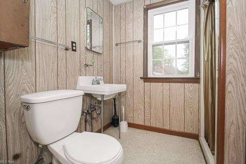 378 E Ridgewood Dr, Seven Hills, OH 44131 photo 23