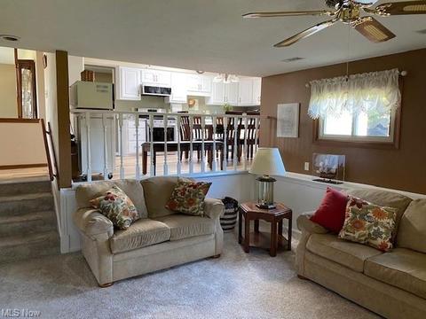 3910 Pine Forest Dr, Parma, OH 44134 photo 12