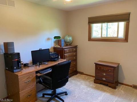3910 Pine Forest Dr, Parma, OH 44134 photo 24