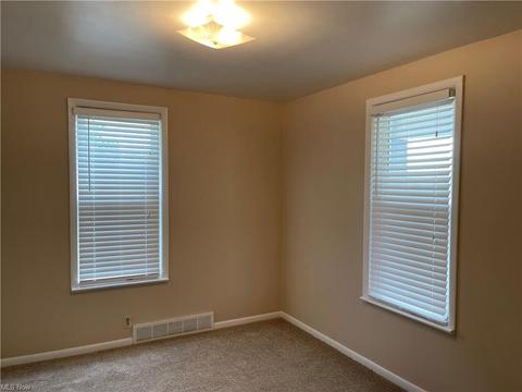 703 Moraine, Akron, OH 44310 photo 4
