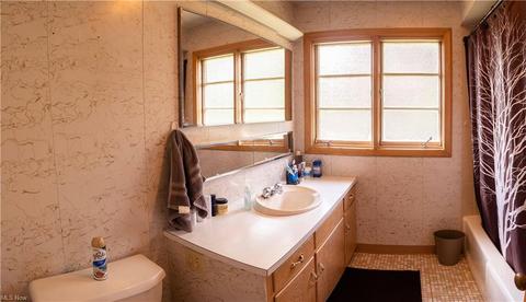 1320 Dover Ave, Dover, OH 44622 photo 11