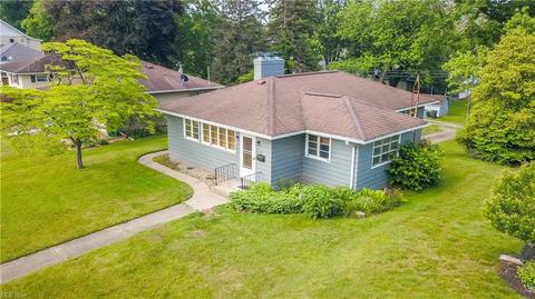 1320 Dover Ave, Dover, OH 44622 photo 3