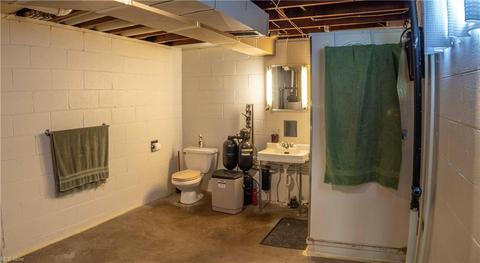 1320 Dover Ave, Dover, OH 44622 photo 22