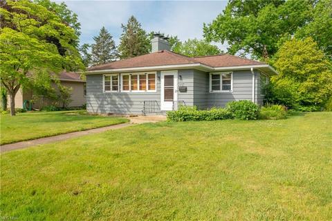 1320 Dover Ave, Dover, OH 44622 photo 2