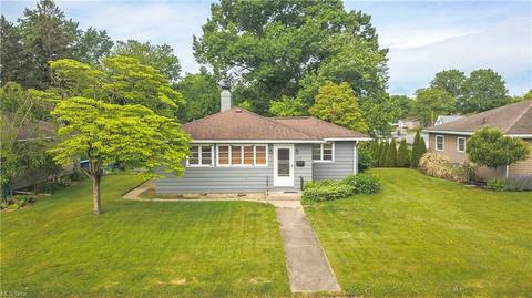 1320 Dover Ave, Dover, OH 44622 photo 1