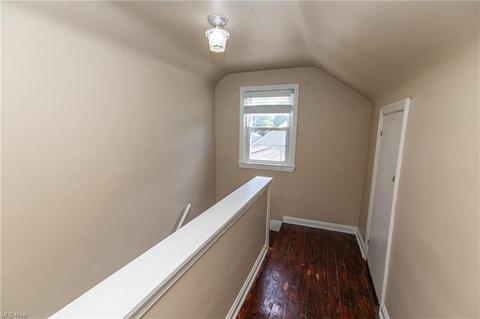 10814 Windham Rd, Parma, OH 44130 photo 14