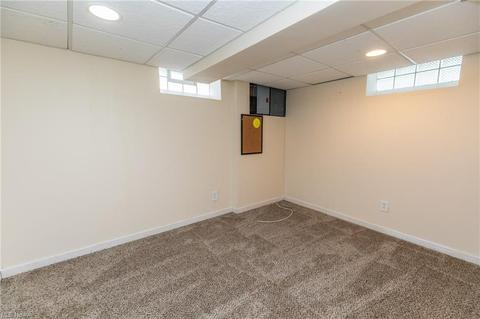 10814 Windham Rd, Parma, OH 44130 photo 21