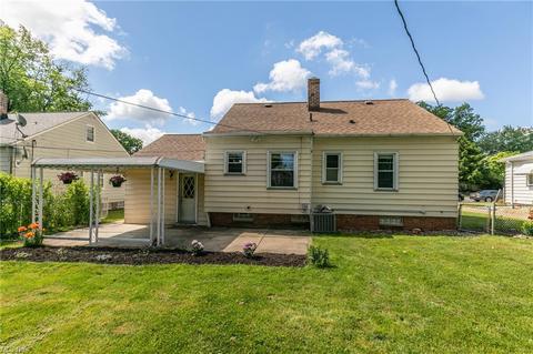 10814 Windham Rd, Parma, OH 44130 photo 32