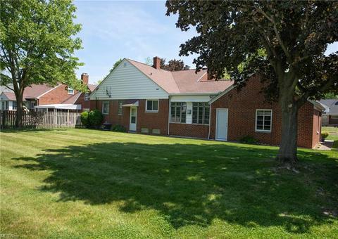 320 E 273 St, Euclid, OH 44132 photo 14