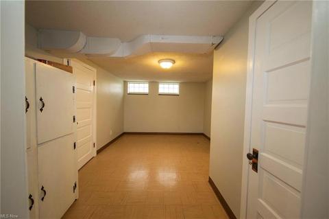 320 E 273 St, Euclid, OH 44132 photo 8