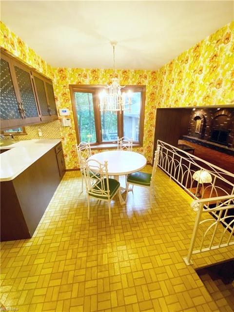 1832 E 223rd St, Euclid, OH 44117 photo 8