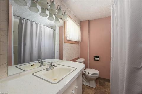 1020 Pitkin Ave, Akron, OH 44310 photo 26