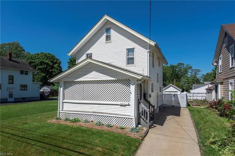 1020 Pitkin Ave, Akron, OH 44310 photo 1