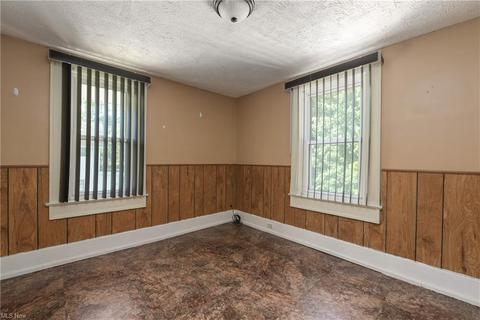 1020 Pitkin Ave, Akron, OH 44310 photo 22