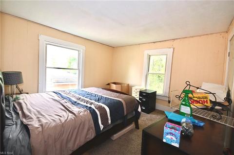 152 Park Ave, Struthers, OH 44471 photo 10