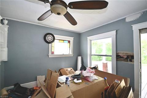 152 Park Ave, Struthers, OH 44471 photo 2