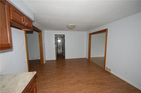 426 Melbourne Ave, Boardman, OH 44512 photo 5