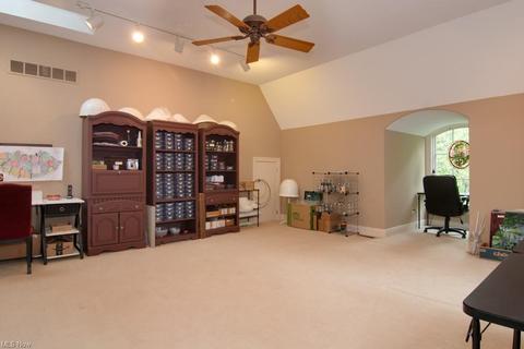 2202 Charles Ln, Akron, OH 44333 photo 25