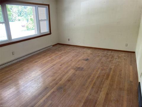2511 E 35th St, Lorain, OH 44055 photo 3