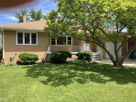 2511 E 35th St, Lorain, OH 44055 photo 2