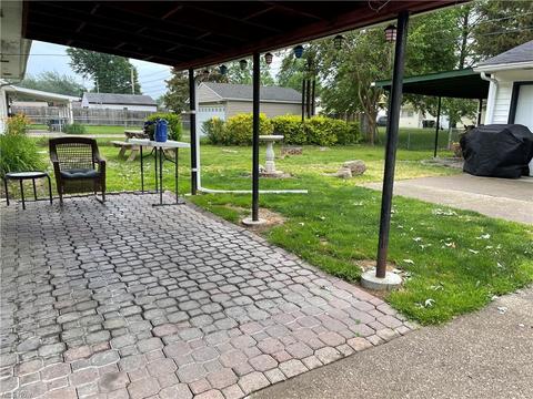 815 Case Ave, Elyria, OH 44035 photo 4