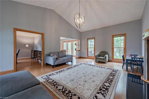 7198 Longview Dr, Solon, OH 44139 photo 7