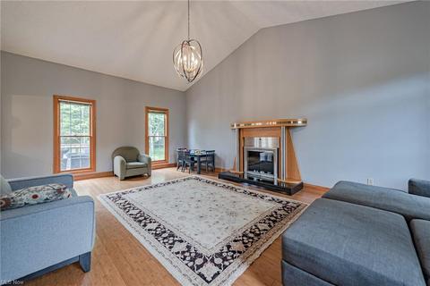 7198 Longview Dr, Solon, OH 44139 photo 6