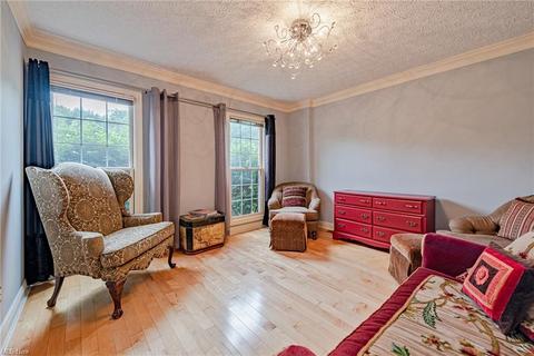 7198 Longview Dr, Solon, OH 44139 photo 3
