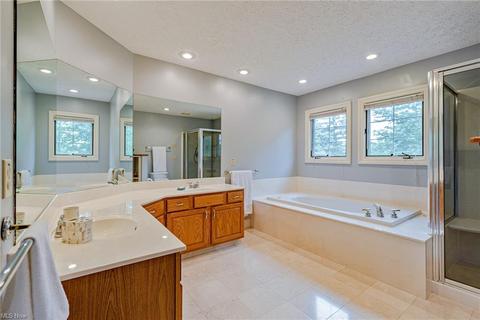 7198 Longview Dr, Solon, OH 44139 photo 21