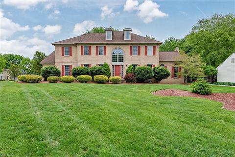 7198 Longview Dr, Solon, OH 44139 photo 1