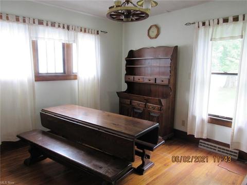 1836 E 47th St, Ashtabula, OH 44004 photo 5