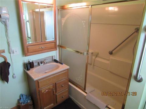 1836 E 47th St, Ashtabula, OH 44004 photo 18