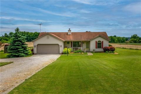 18265 Pine Lake Rd, Beloit, OH 44609 photo 1