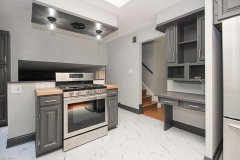 35200 Bainbridge Rd, Solon, OH 44139 photo 9