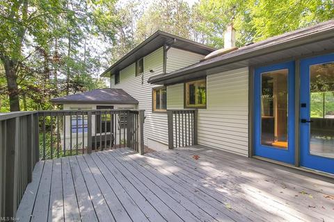 35200 Bainbridge Rd, Solon, OH 44139 photo 35
