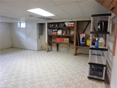 8200 Pinehurst Dr, Parma, OH 44129 photo 26