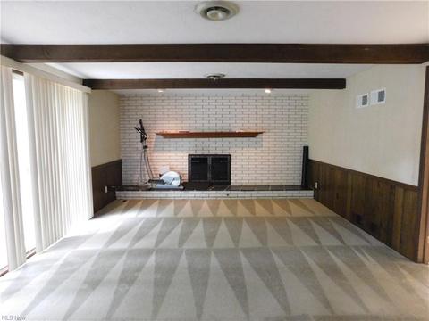 8200 Pinehurst Dr, Parma, OH 44129 photo 22