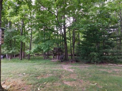 8200 Pinehurst Dr, Parma, OH 44129 photo 31