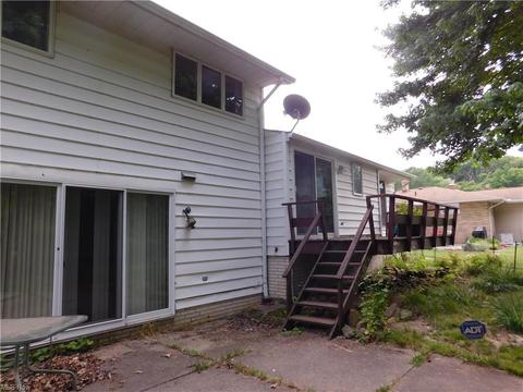 8200 Pinehurst Dr, Parma, OH 44129 photo 34