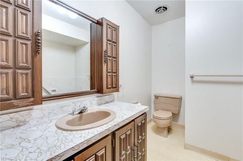 5290 Brainard Rd, Solon, OH 44139 photo 10