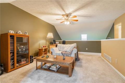 6435 Strawberry Fields Cir NE, Canton, OH 44721 photo 13