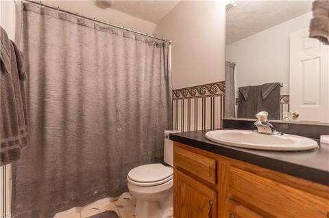 6435 Strawberry Fields Cir NE, Canton, OH 44721 photo 20