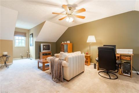 6435 Strawberry Fields Cir NE, Canton, OH 44721 photo 12