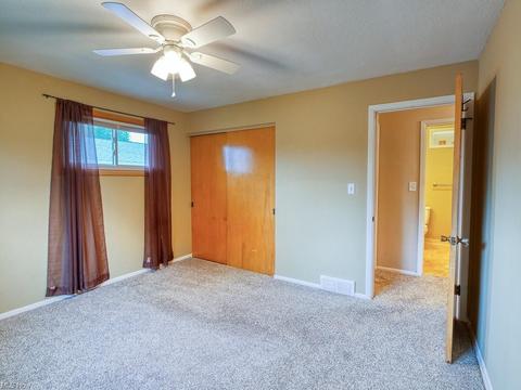 2965 Augustine Dr, Parma, OH 44134 photo 14