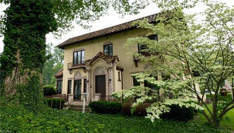 1021 Park Ave, Elyria, OH 44035 photo 2