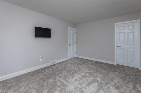 6400 Sequoia Dr, Parma, OH 44134 photo 31