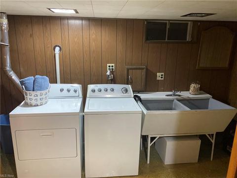 416 Abbe Rd N, Elyria, OH 44035 photo 21