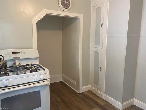 1800 E 290th St, Wickliffe, OH 44092 photo 7