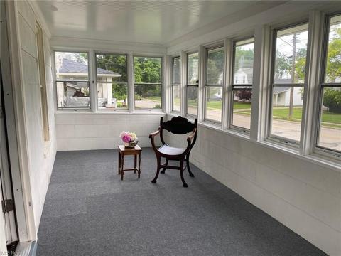1800 E 290th St, Wickliffe, OH 44092 photo 2