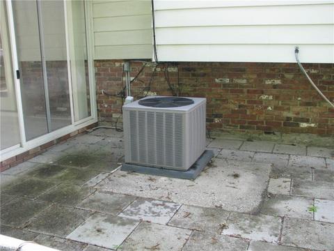 37720 Fox Run Dr, Solon, OH 44139 photo 14
